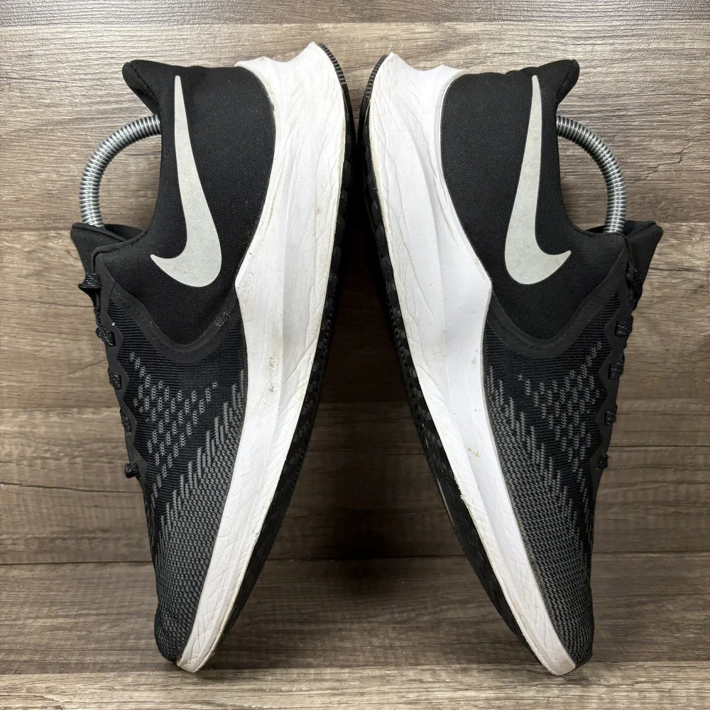Nike Zoom Winflo Black Gray Womens US Size 11 EUR 43 AQ8228-003 Running Shoes